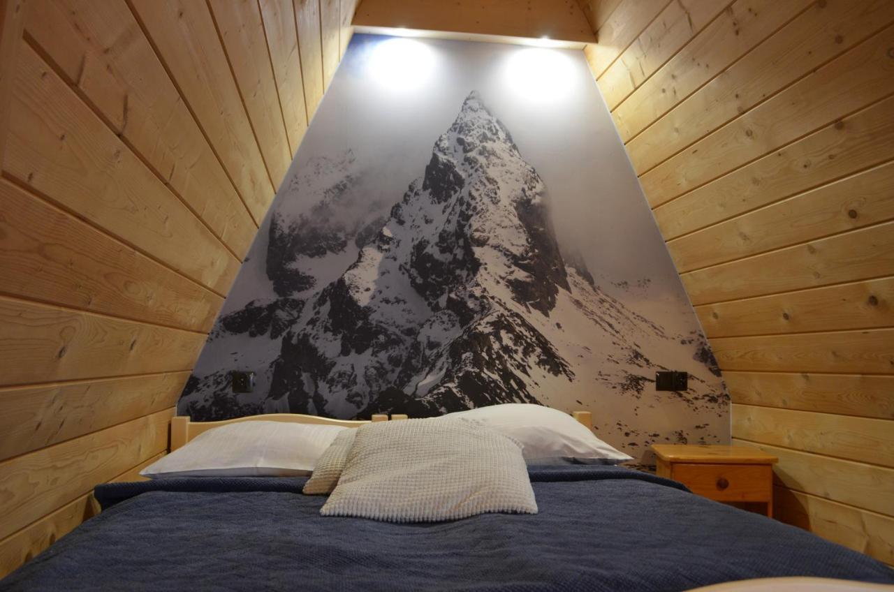 Economy Double Room 25C