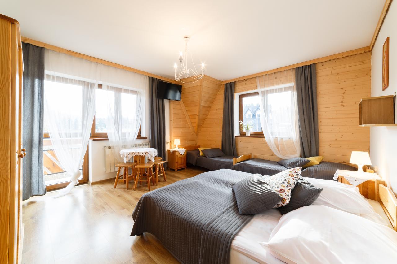 Economy Triple Room 25C